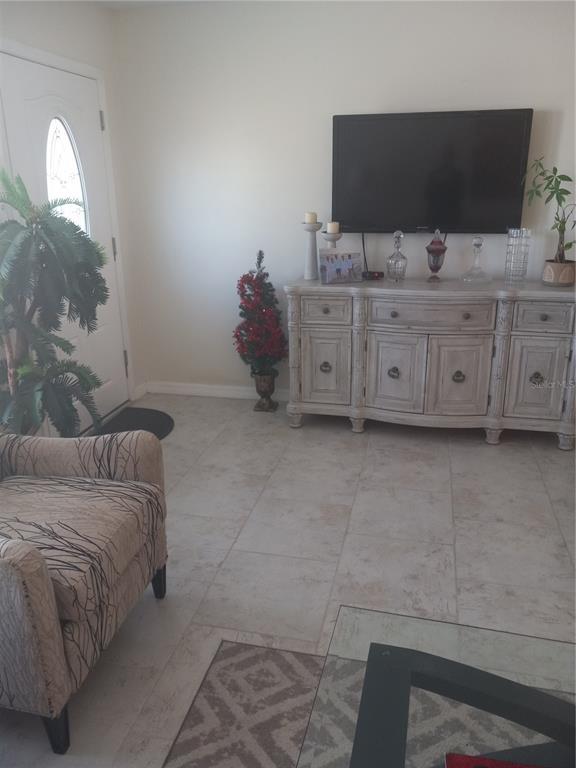 Picture of 1002 Oakleaf Boulevard, Bradenton FL 34208