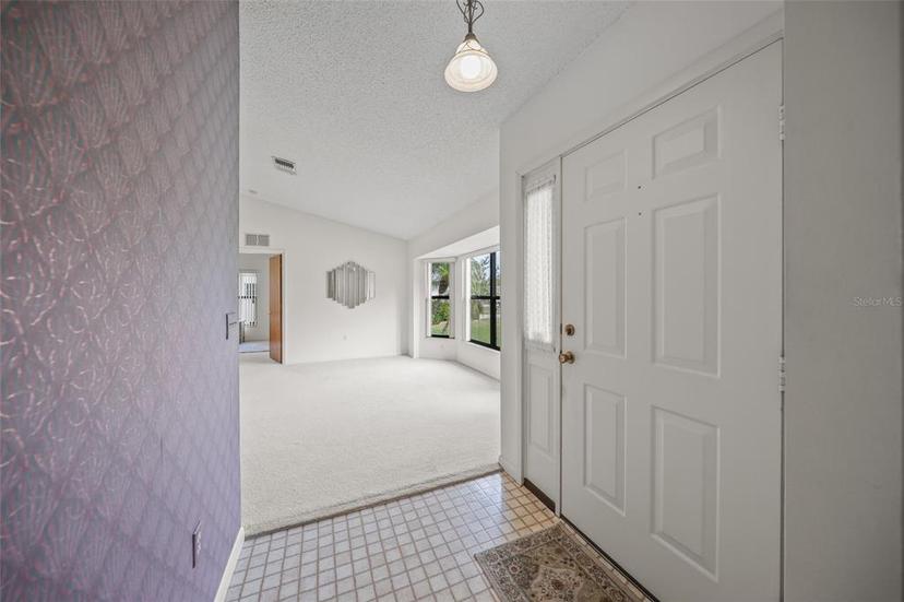 Picture of 8469 Cypress Lake Circle, Sarasota FL 34243