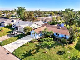Picture of 1237 Schooner Lane, Venice, FL 34285