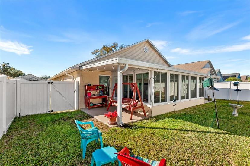 Picture of 426 Allison Avenue, Davenport FL 33897