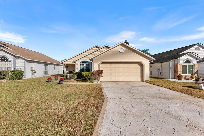 Picture of 426 Allison Avenue, Davenport FL 33897