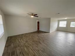 Picture of 3110 Siesta Drive, Venice, FL 34293