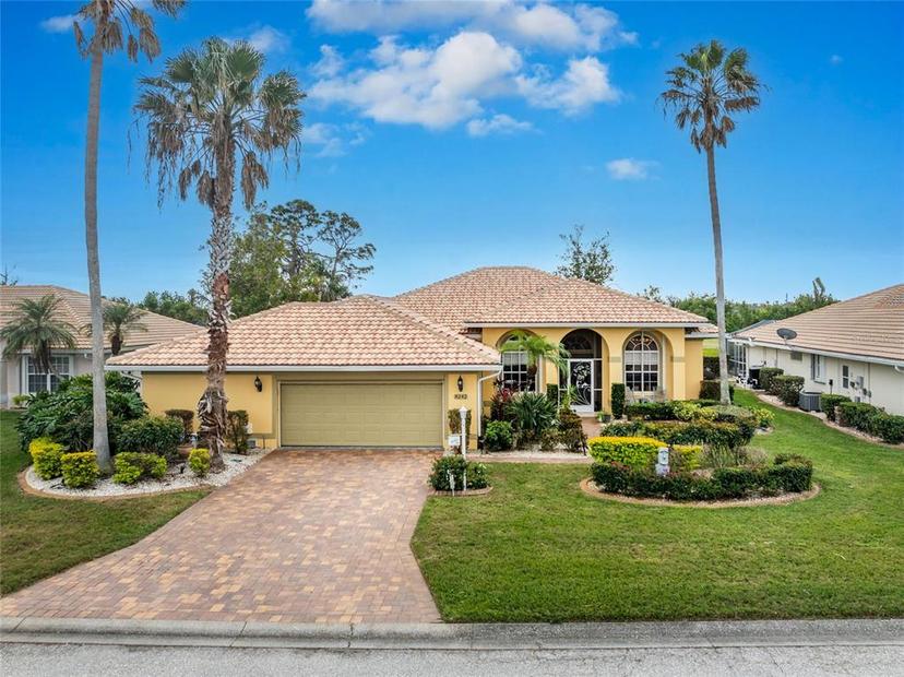 Picture of 8242 Lakeside Drive, Englewood FL 34224
