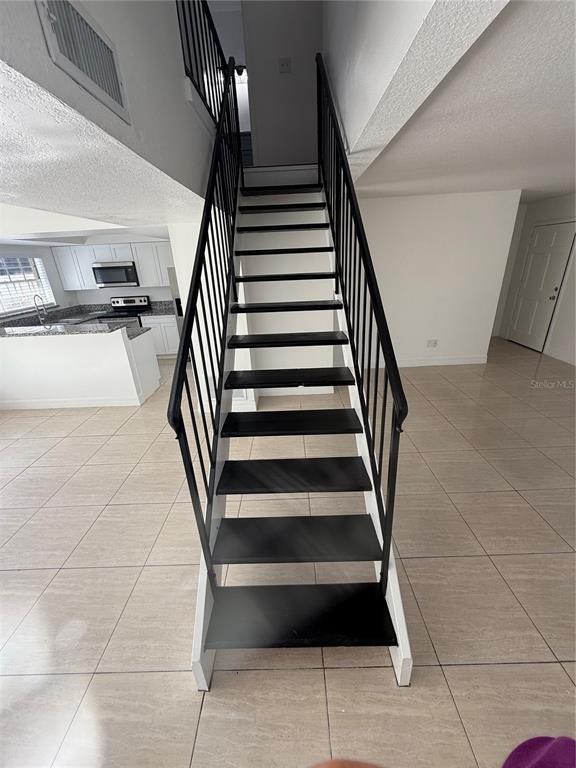 Picture of 7638 Woodbridge Boulevard, Tampa FL 33615