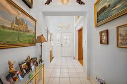 Picture of 4822 Sawgrass Lake Circle, Leesburg, FL 34748
