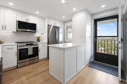 Picture of 1751 Beach Road Unit 403, Englewood, FL 34223