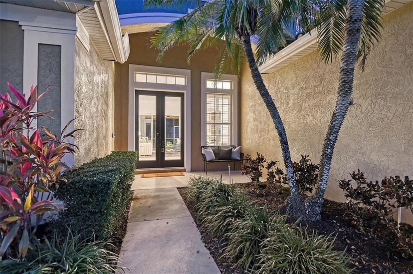 Picture of 5401 Oak Grove Court, Sarasota FL 34233