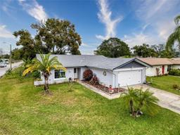Picture of 8015 Pequena Dr, Port Richey, FL 34668