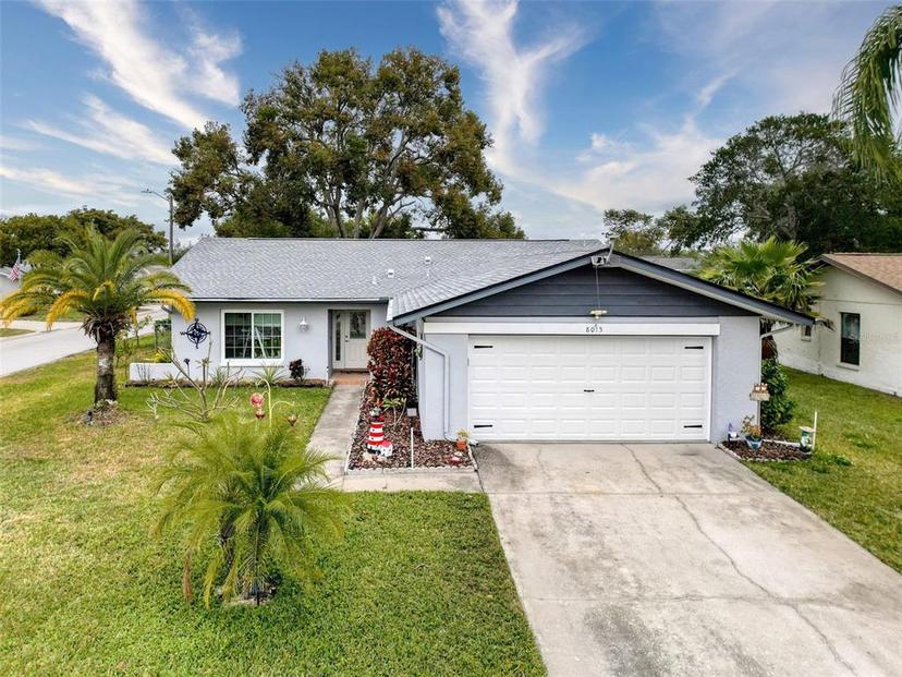 Picture of 8015 Pequena Dr, Port Richey FL 34668