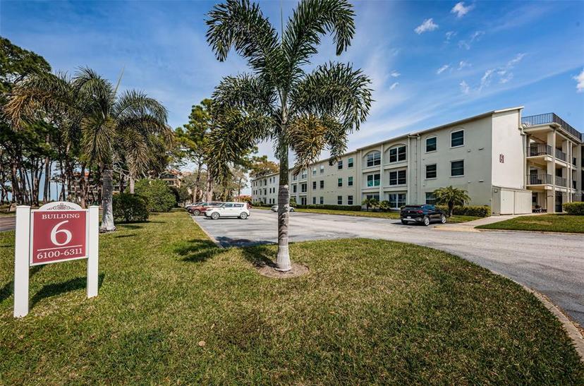 Picture of 2700 Bayshore Boulevard Unit 6308, Dunedin FL 34698