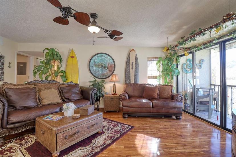 Picture of 1488 Pine Glen Lane Unit B2, Tarpon Springs FL 34688