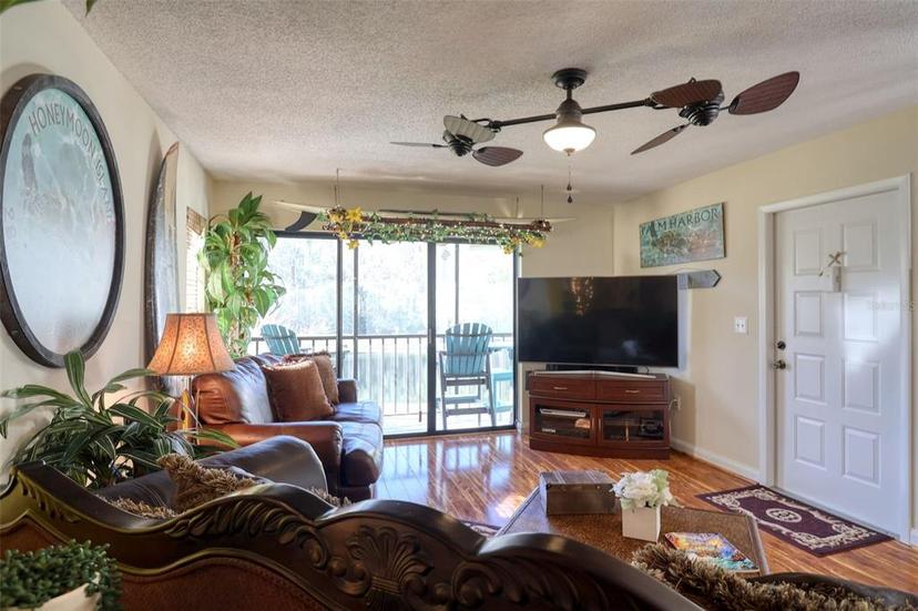 Picture of 1488 Pine Glen Lane Unit B2, Tarpon Springs FL 34688