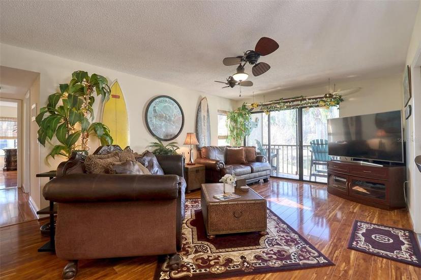 Picture of 1488 Pine Glen Lane Unit B2, Tarpon Springs FL 34688
