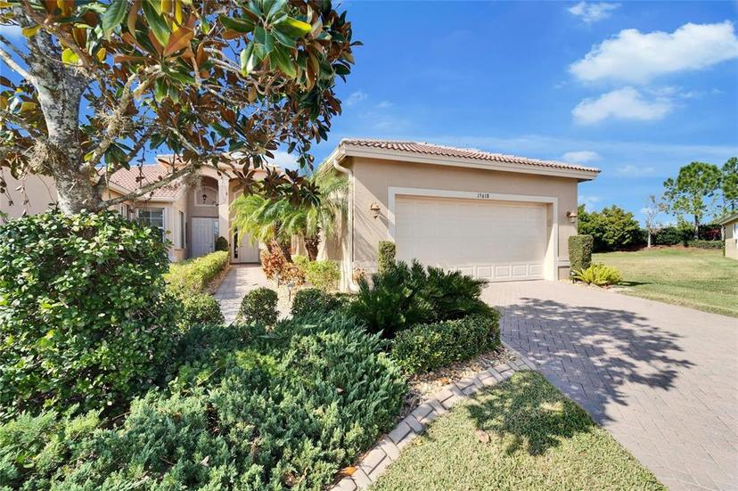 Picture of 15618 Aurora Lake Circle, Wimauma FL 33598