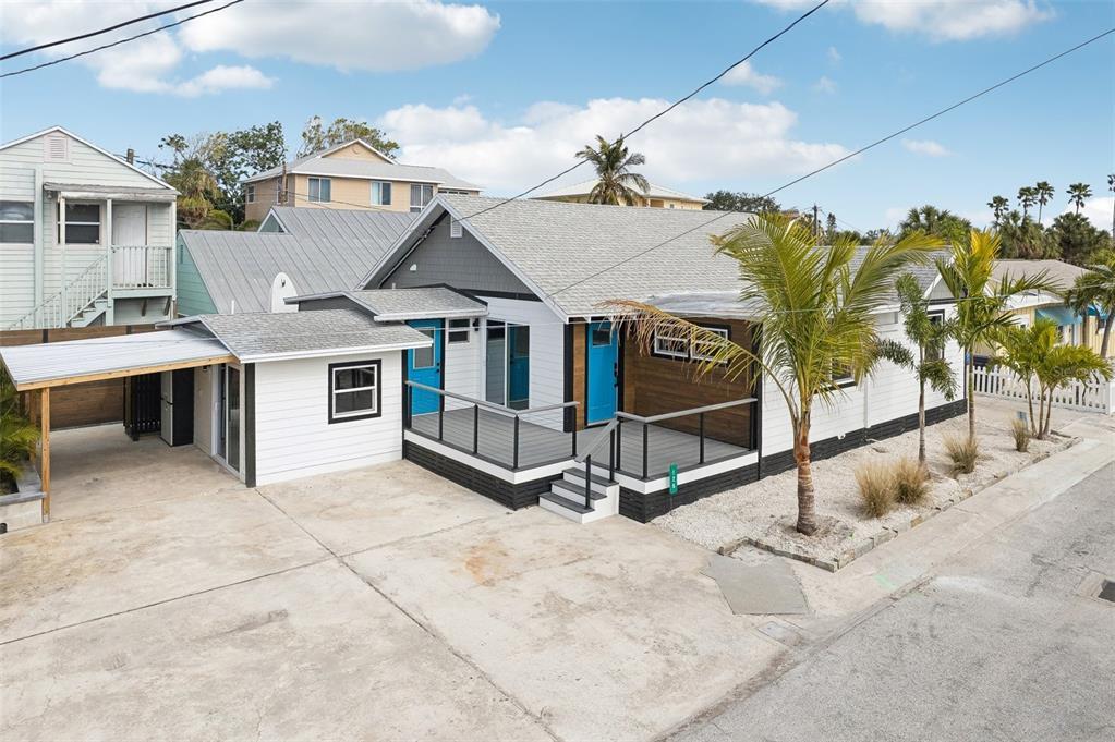 Picture of 126 90Th Avenue, Treasure Island, FL 33706