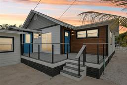 Picture of 126 90Th Avenue, Treasure Island, FL 33706