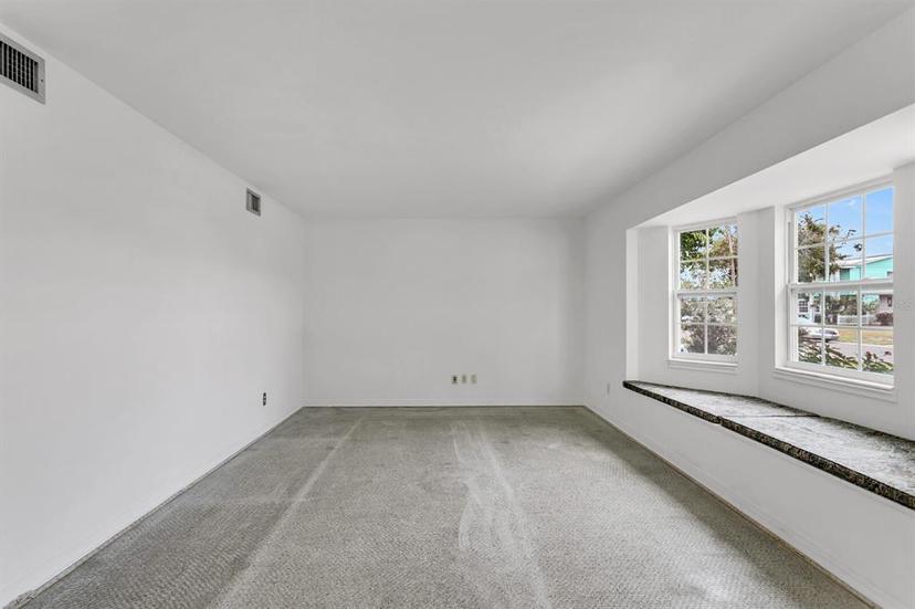 Picture of 4902 Stolls Avenue, Tampa FL 33615