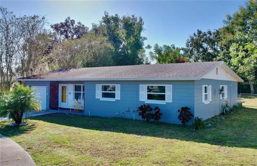 Picture of 2219 Pilaklakaha Ave, Auburndale FL 33823