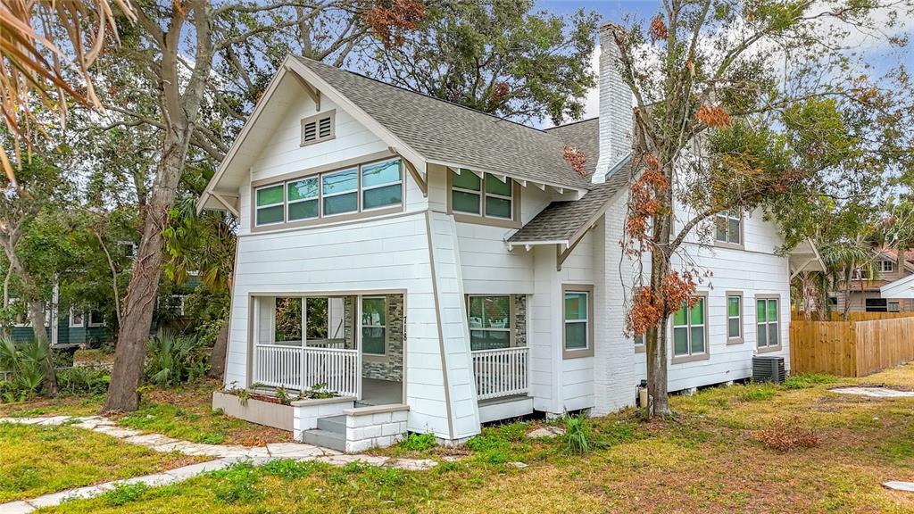 Picture of 718 34Th Avenue S, St Petersburg, FL 33705