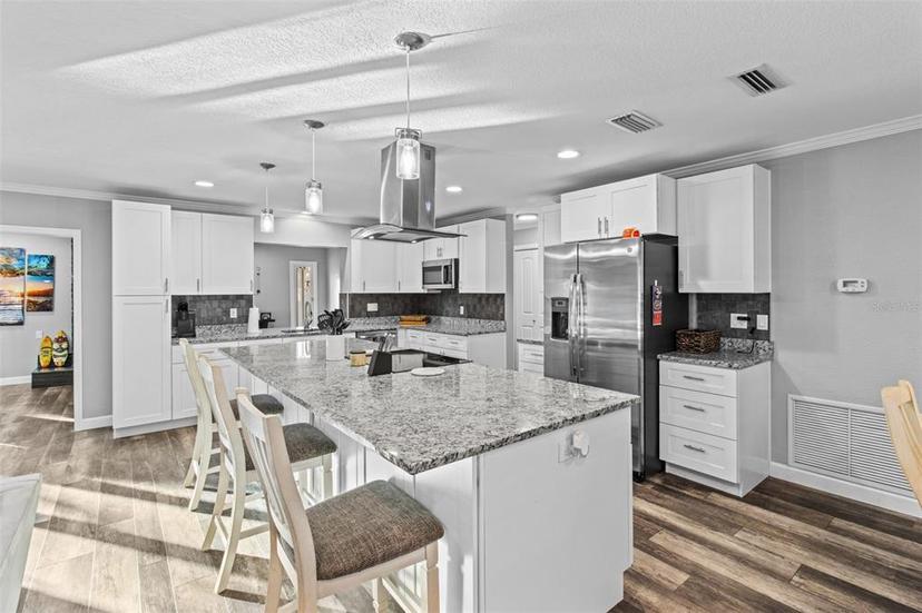 Picture of 8334 139Th Lane, Seminole FL 33776