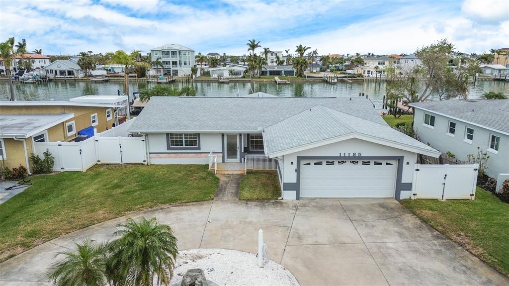 Picture of 11185 5Th Street E, Treasure Island, FL 33706