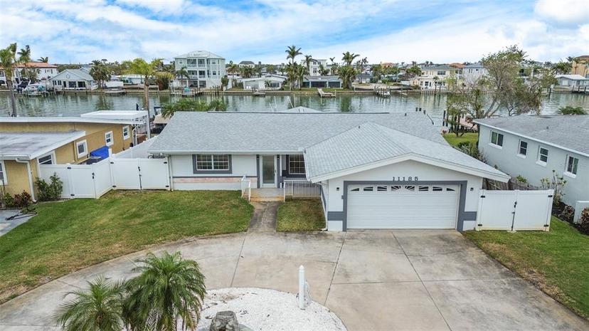 Picture of 11185 5Th Street E, Treasure Island FL 33706