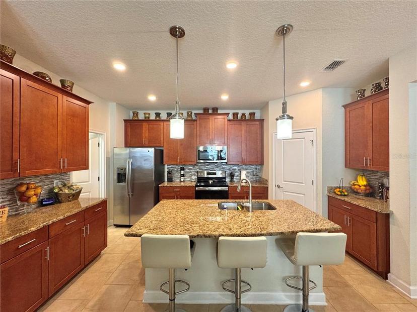Picture of 1506 Bunker Drive, Davenport FL 33896
