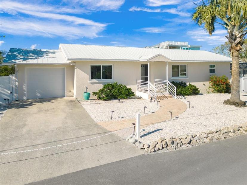 Picture of 605 Jungle Queen Way, Longboat Key FL 34228