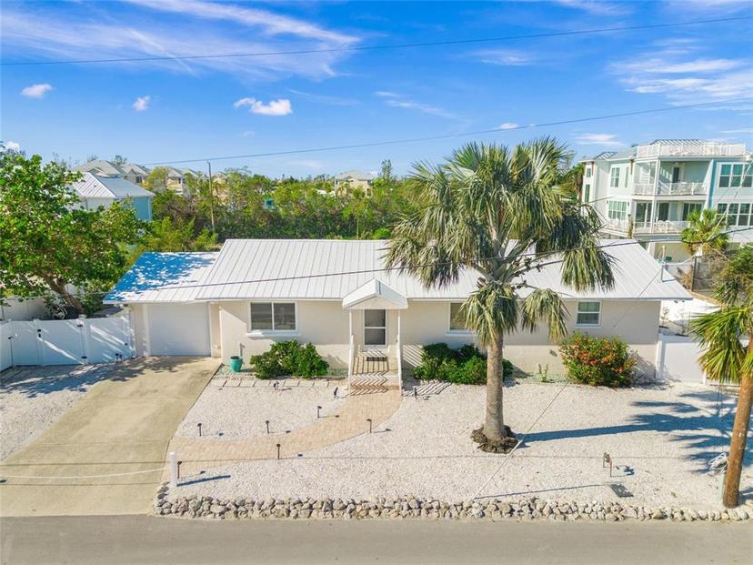 Picture of 605 Jungle Queen Way, Longboat Key FL 34228