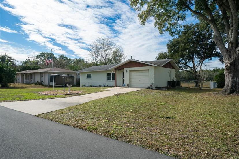 Picture of 524 S Washington Street, Beverly Hills FL 34465
