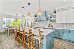 Picture of 2213 Avenue B, Bradenton Beach, FL 34217