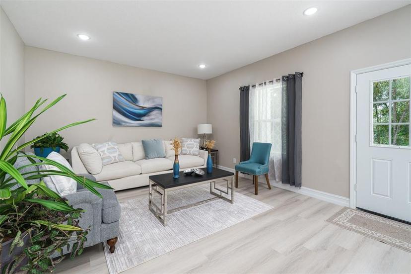 Picture of 309 Albany Avenue, Deland FL 32724