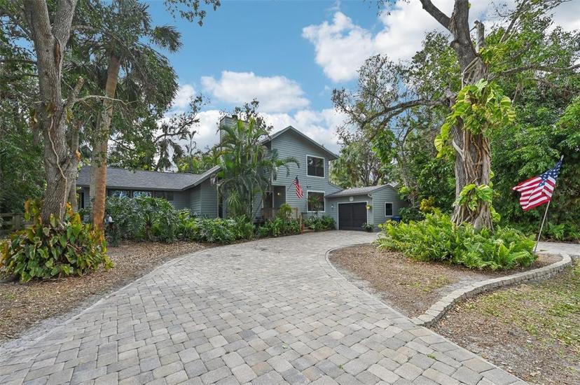 Picture of 1702 Spoonbill Drive, Nokomis FL 34275