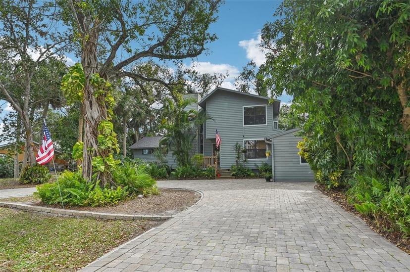 Picture of 1702 Spoonbill Drive, Nokomis FL 34275