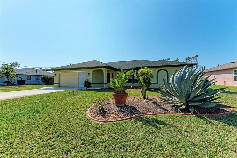 Picture of 5 Pinehurst Court, Rotonda West FL 33947