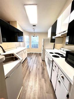 Picture of 4109 NW 23Rd Terrace, Gainesville, FL 32605
