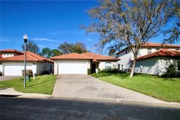 Picture of 142 Sandy Point Way, Clermont, FL 34714