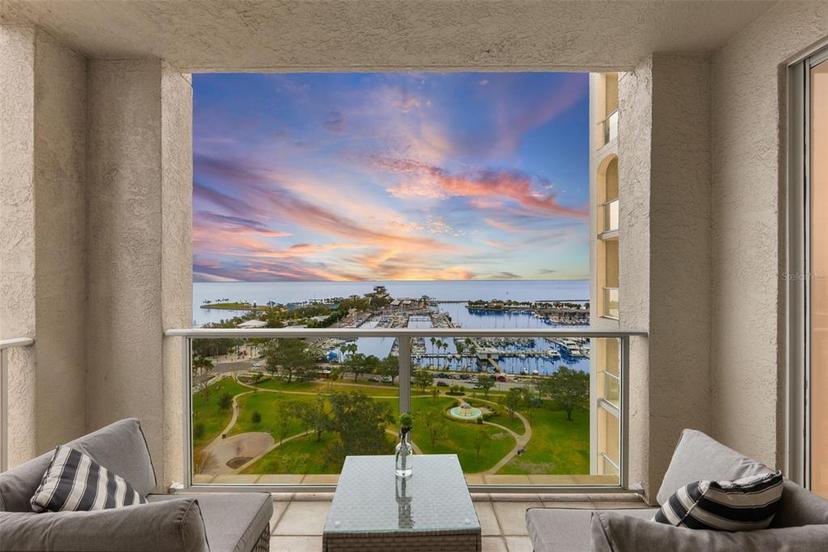 Picture of 100 Beach Drive Ne Unit 1501, St Petersburg FL 33701