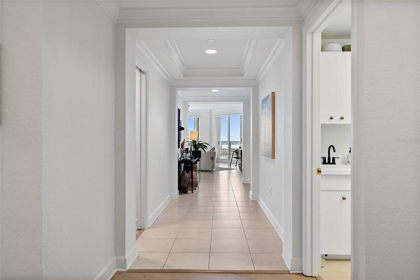 Picture of 100 Beach Drive Ne Unit 1501, St Petersburg FL 33701