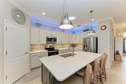 Picture of 6579 Willowshire Way, Bradenton, FL 34212