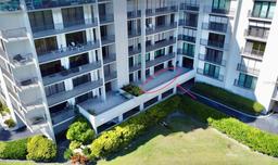Picture of 1501 Gulf Boulevard Unit 104, Clearwater Beach, FL 33767