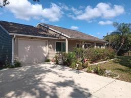 Picture of 601 E Seminole Drive, Venice, FL 34293