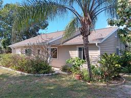 Picture of 601 E Seminole Drive, Venice, FL 34293