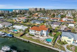 Picture of 550 Yardarm Lane, Longboat Key, FL 34228