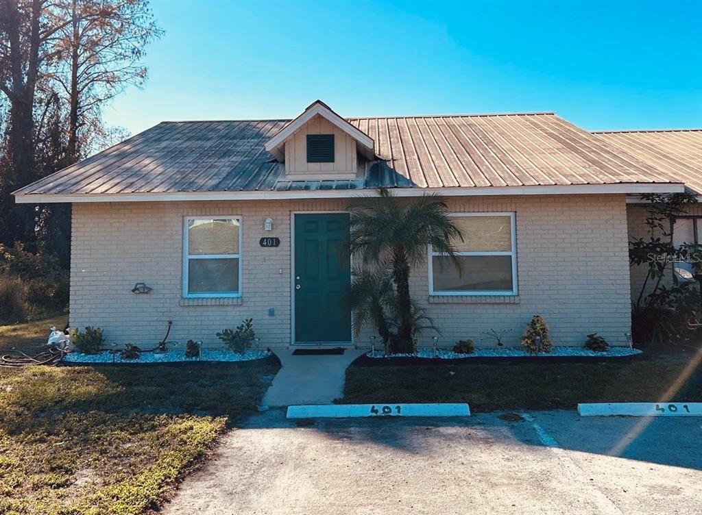 Picture of 401 Century Boulevard Unit C, Auburndale, FL 33823