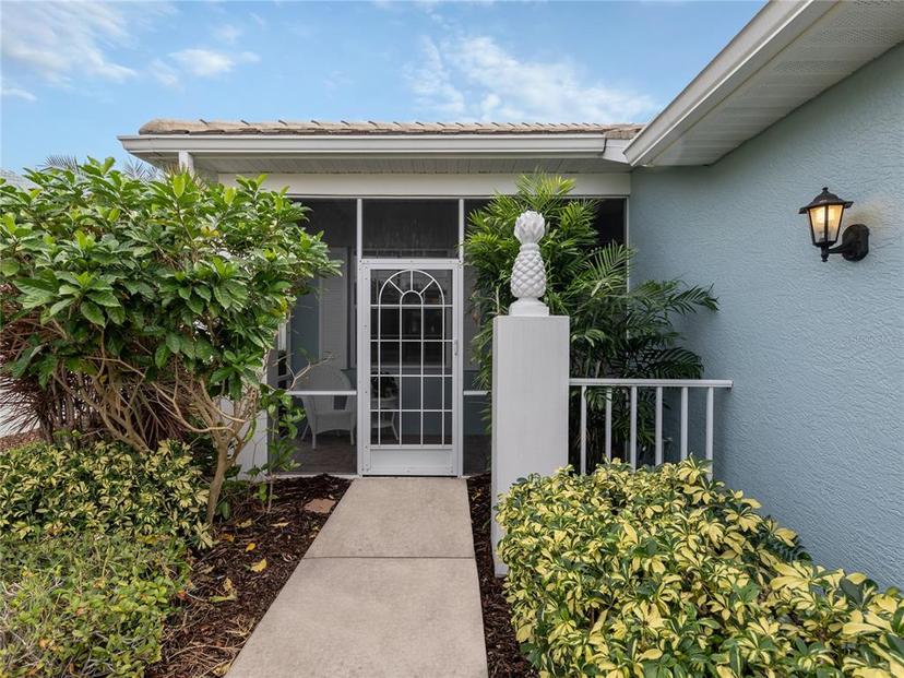 Picture of 1634 Monarch Drive Unit 1634, Venice FL 34293
