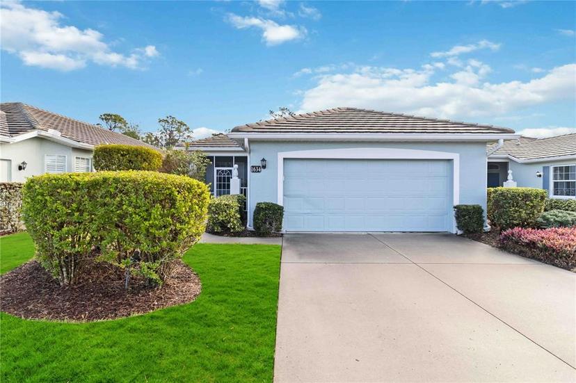 Picture of 1634 Monarch Drive Unit 1634, Venice FL 34293