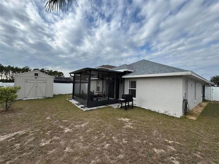 Picture of 800 Woodlark Drive, Davenport FL 33897
