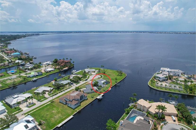 Picture of 258 Beeney Rd Se, Port Charlotte FL 33952