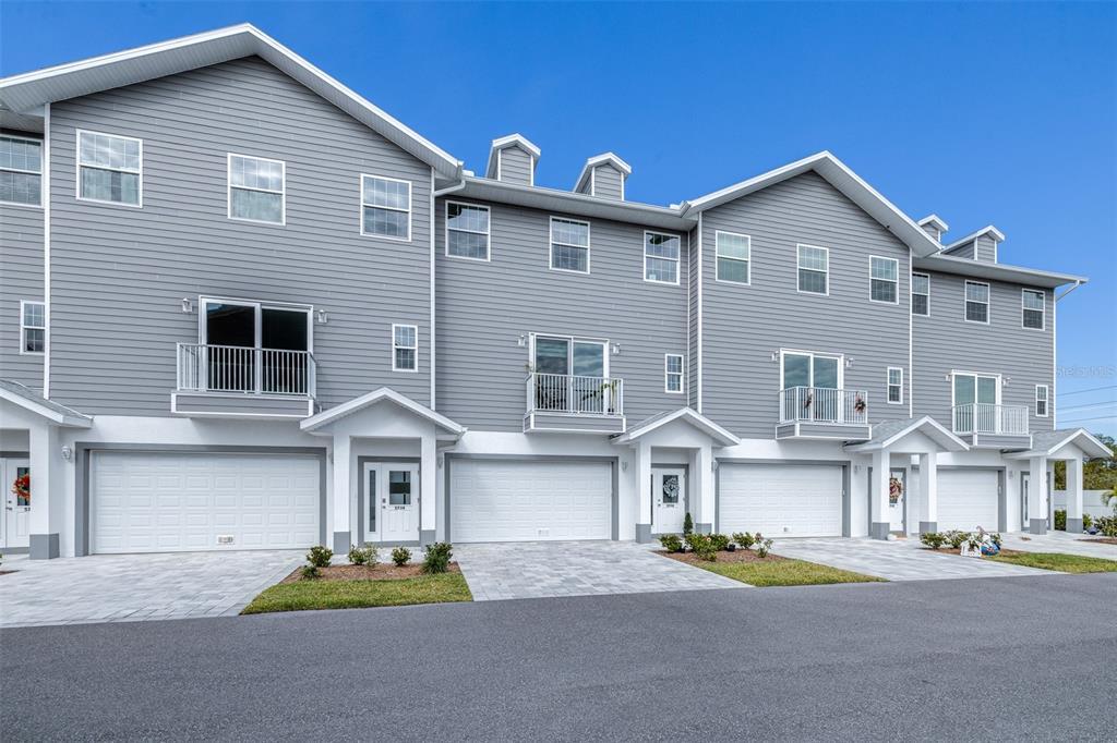 Picture of 5736 Biscayne Court Unit 3, New Port Richey, FL 34652